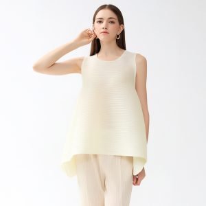 Pleated sleeveless tops for women